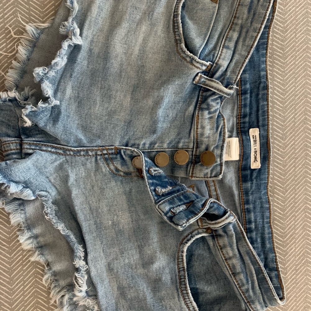 Billabong Shorts